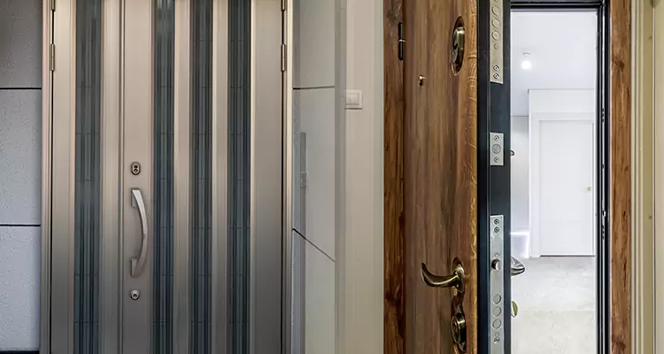 Burglar Proof Front Door Repair in Holiday, FL