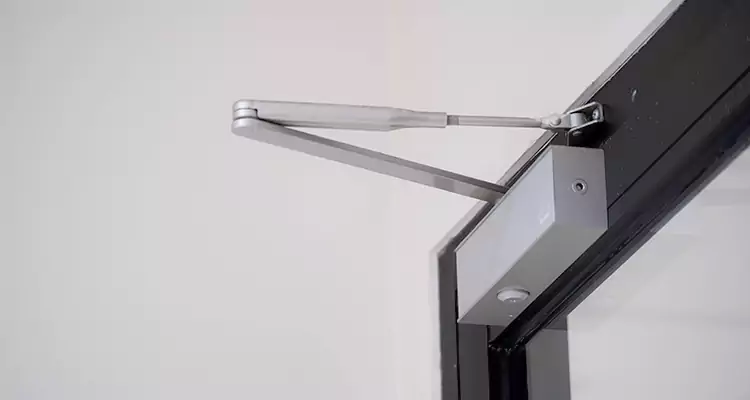 Screen Door Closer Repair in Holiday, FL