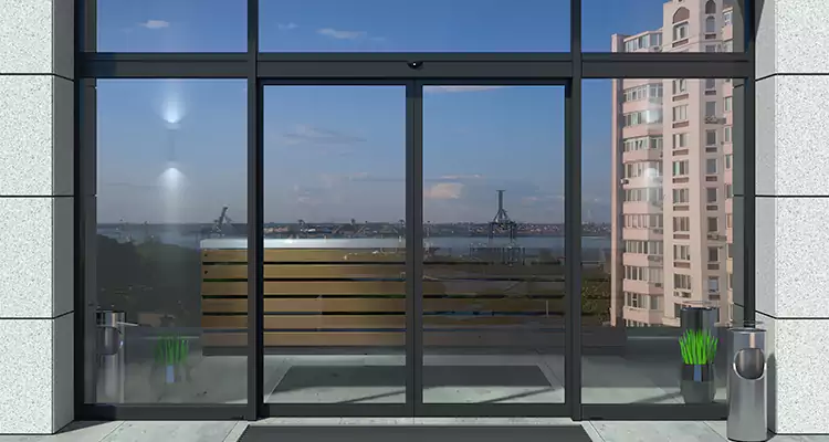 Our Patio Door Casing Repair Services in Holiday, FL