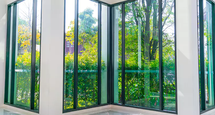 Emergency Balcony Door Glass Repair in Holiday, FL