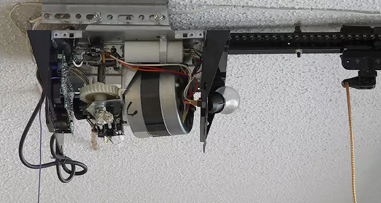 Garage Door Motor Replacement in Holiday, FL