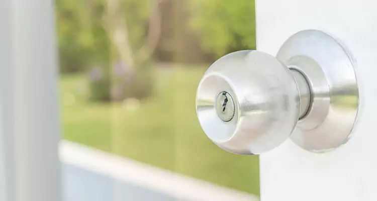 Patio Door Mechanism Jammed in Holiday, FL