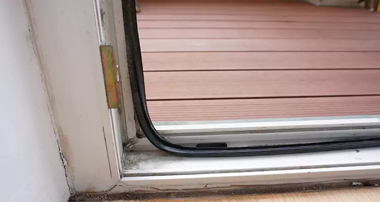 Repair Patio Doors Leaking at Bottom in Holiday, FL