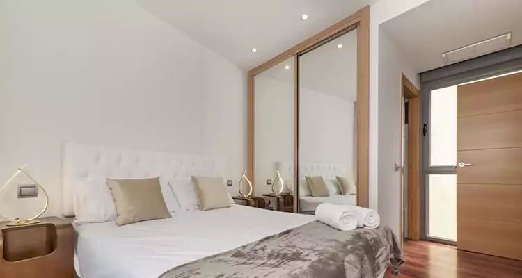 Sliding Wardrobe Door Mirror Replacement in Holiday, FL